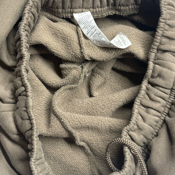 Alo Brown Sweatpants - Picture 10 of 11